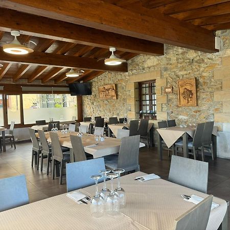 Bed and Breakfast La Venta De Quijas Екстер'єр фото