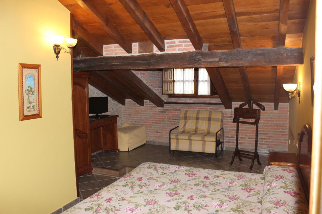 Bed and Breakfast La Venta De Quijas Екстер'єр фото