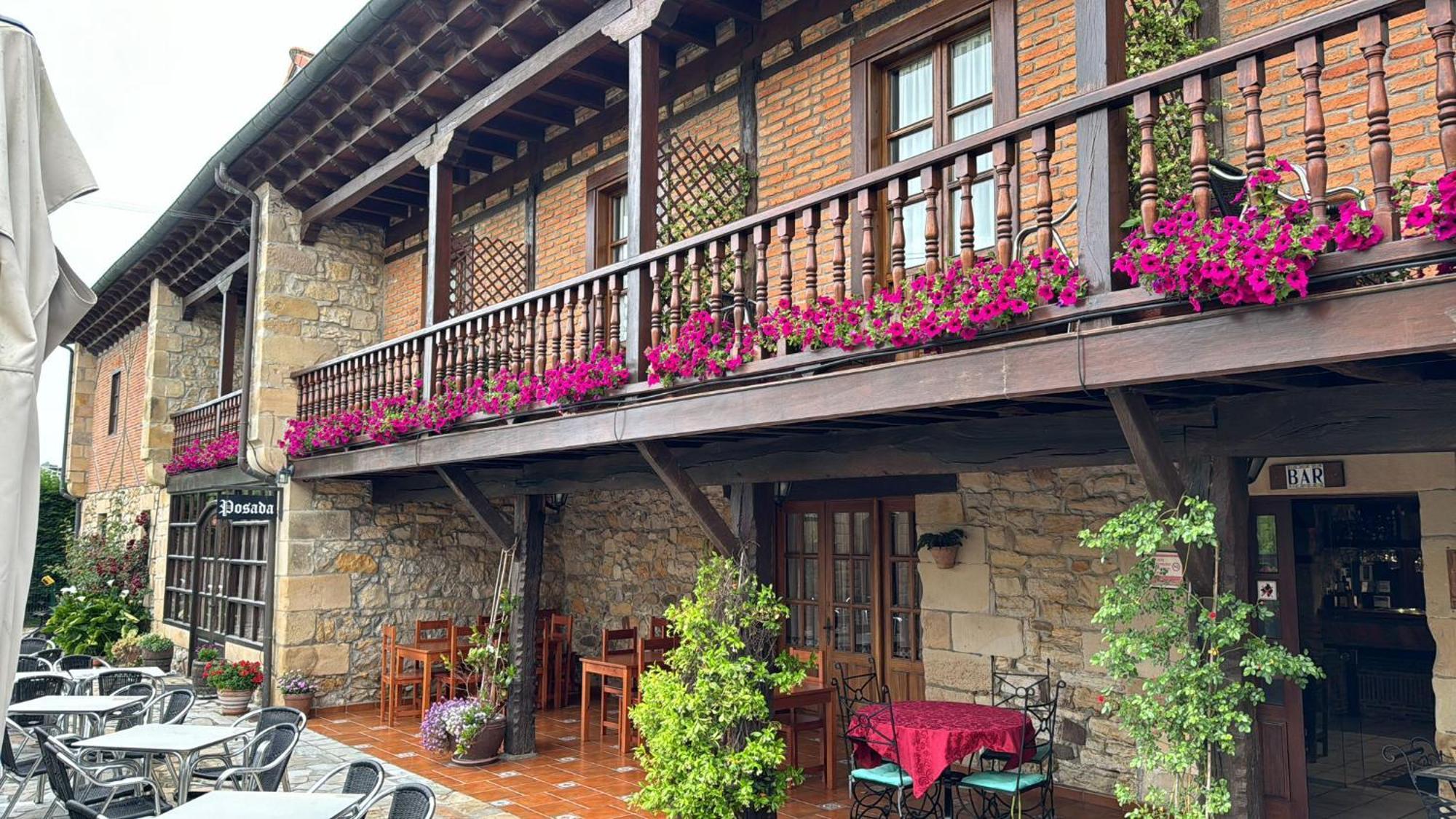 Bed and Breakfast La Venta De Quijas Екстер'єр фото